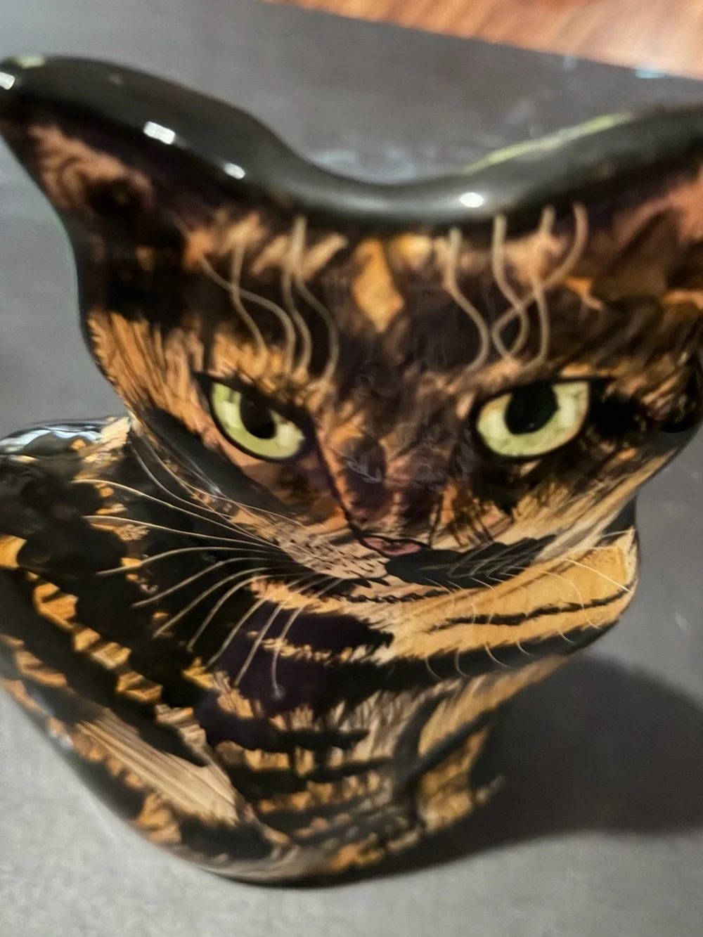 Calico cat vase - Cats by Nina Lyman 2001